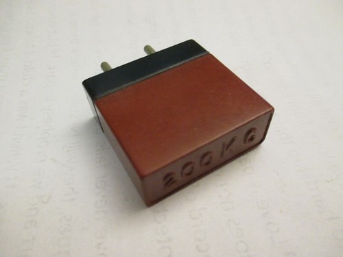 200 KC kHz FT-241 CR2 Quartz Radio Crystal Fits FT-243 -- TESTED