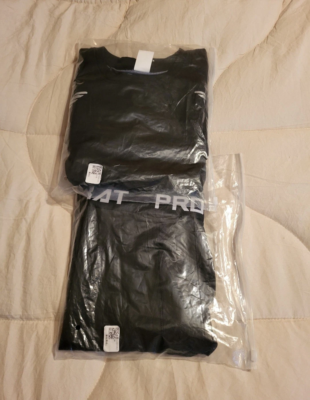 PRO COMBAT Men's Compression Pants & Long Sleeve Top Set Black
