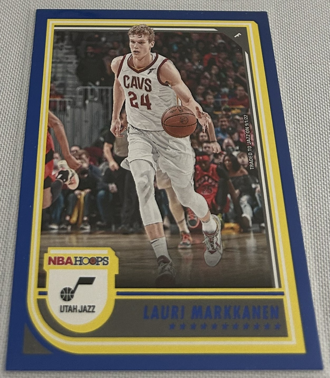 2022-23 Panini Hoops Basketball Lauri Markkanen Utah Jazz Blue Parallel #69