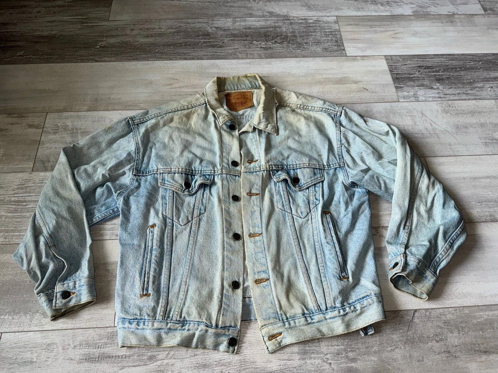 Vtg Levis Jacket Mens Medium Denim Jean Trucker Medium Wash Pockets Distressed