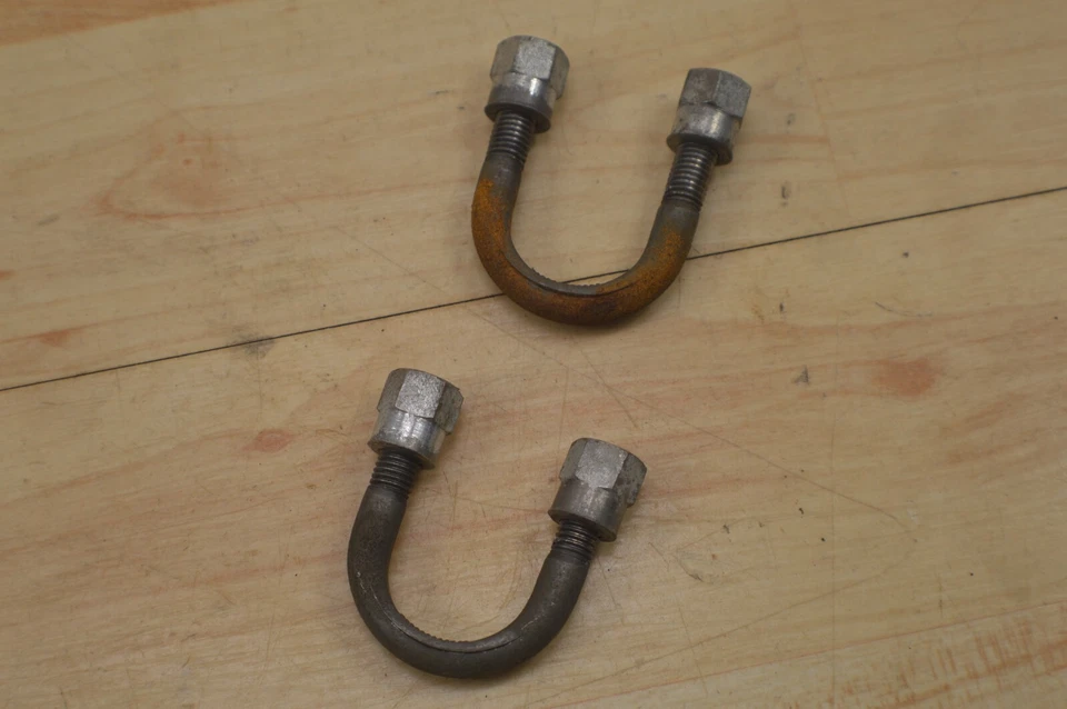 Parafusos U de montagem guidão OEM Harley Davidson/Aermacchi, 73-75, Z90, #45635-72P - Imagem 3 de 4