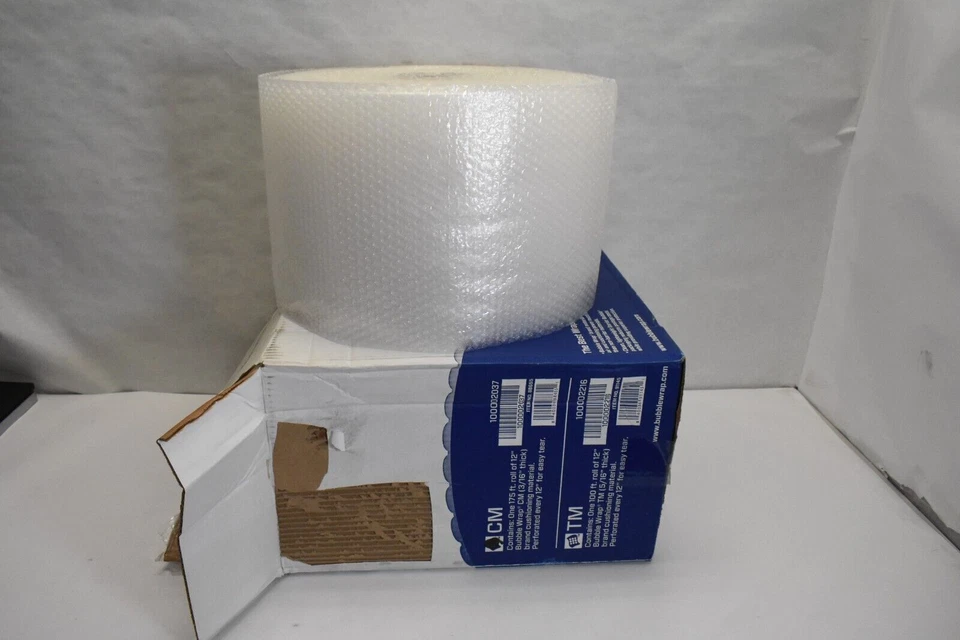 Sealed Air Bubble Wrap Multi-purpose Material Clear CM 175' 88655 100002037 - Image 4 of 4