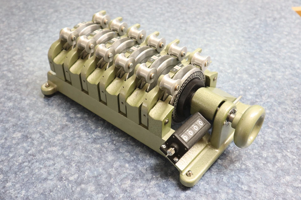 Vintage Ediquip Moviola Modelo 1036 16mm filme 6 gangues sincronizador de filme com contador - Imagem 3 de 4