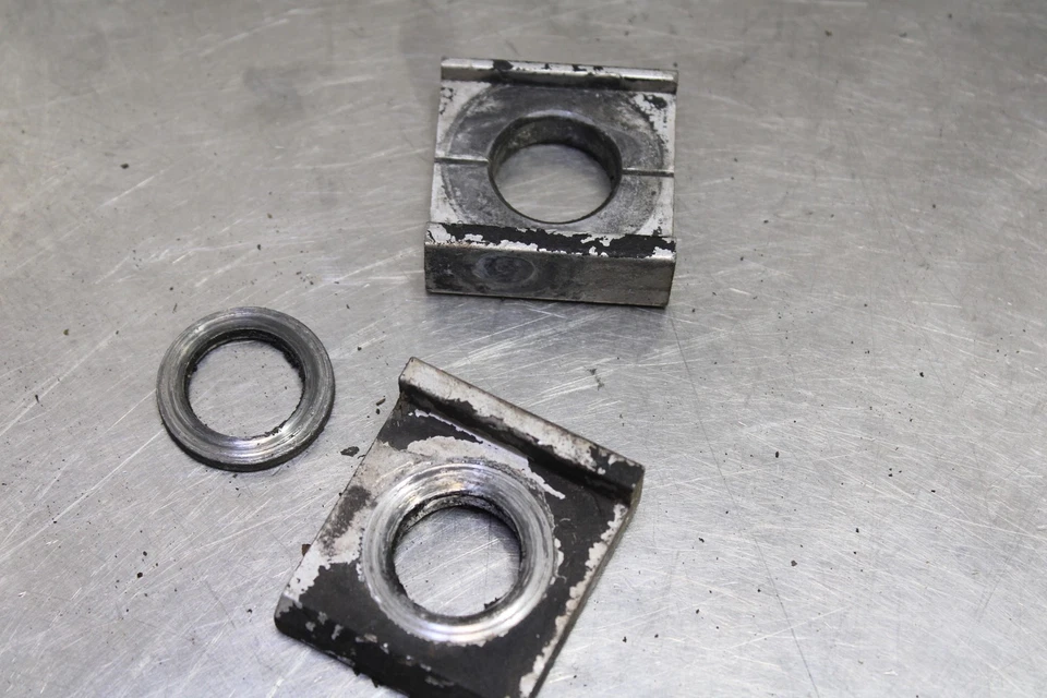 97-05 SUZUKI BANDIT 1200 SWINGARM CHAIN TENSIONER ADJUSTMENT BRACKETS  BLOCKS - Image 4 of 4