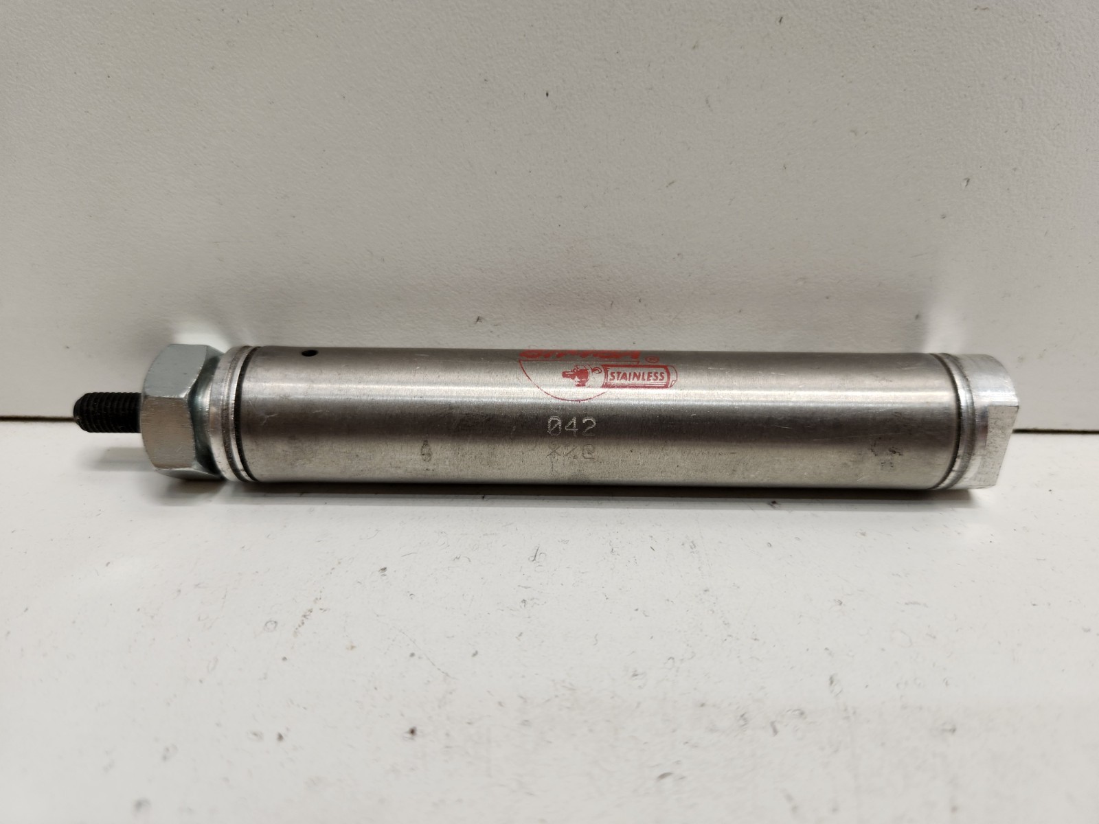 NEW NO BOX! BIMBA 3/4" BORE X 2" STROKE PNEUMATIC CYLINDER 042