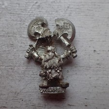 Citadel Warhammer 90s Dwarf Giant Slayer E