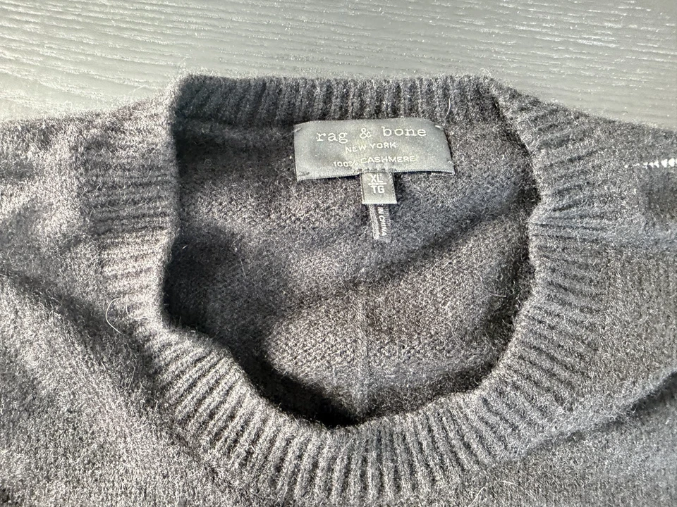 Rag & Bone Men's Cashmere Swewater in Eggplant. Size XL EUC - Image 2 of 4