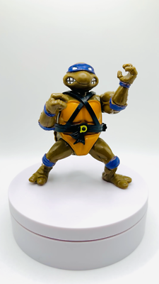 Near MINT Donatello Teenage Mutant Ninja Turtle TMNT 1988