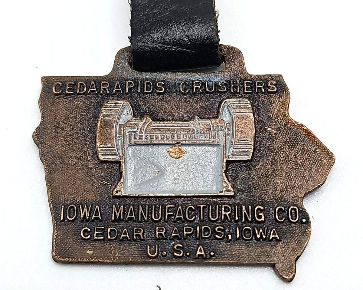 Porte-montre Ancien En Laiton – Cedarapids Crushers Iowa Mfg Co – Collection