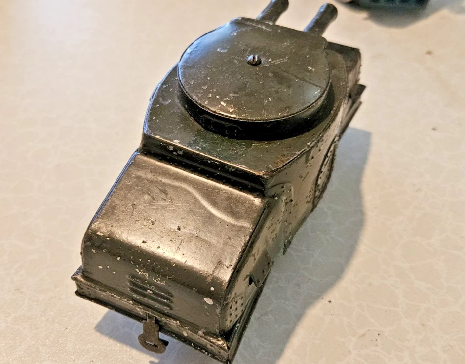 STICK UM UP GREEN & BLUE RARE PREWAR LIONEL 203 ARMORED LOCO 1917 ORIGINAL NICE - Image 4 of 4