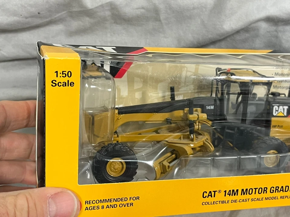 CATERPILLAR CAT 14M Motor GRADER NORSCOT 1:50 Maintainer NIB - Image 3 of 4