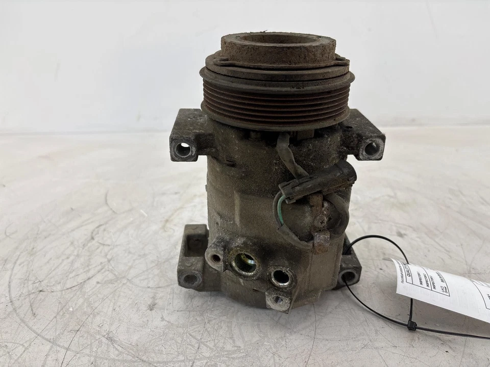 2003-2010 Chevrolet Silverado 3500 1500 A/C Air Compressor OEM - Image 3 of 4