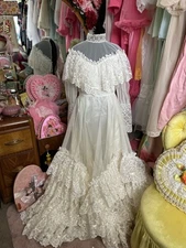 Vintage Victorian Edwardian Style Wedding Gown Dress Prairie 70’s High Neck S