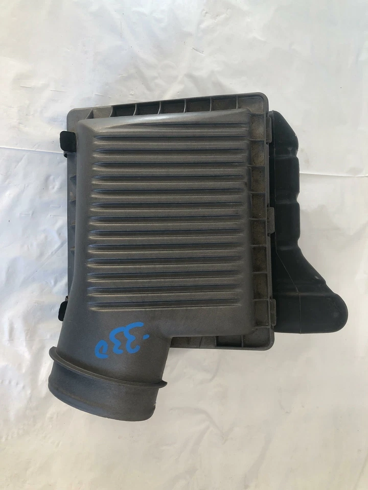 1996 - 2000 克莱斯勒 SEBRING 空气净化器过滤器外壳组件 2.5L G — 第 2/4 张图片