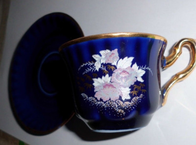 Mocca Tasse Kobald Blau   Blume Gold Porzellan Crown Arpo