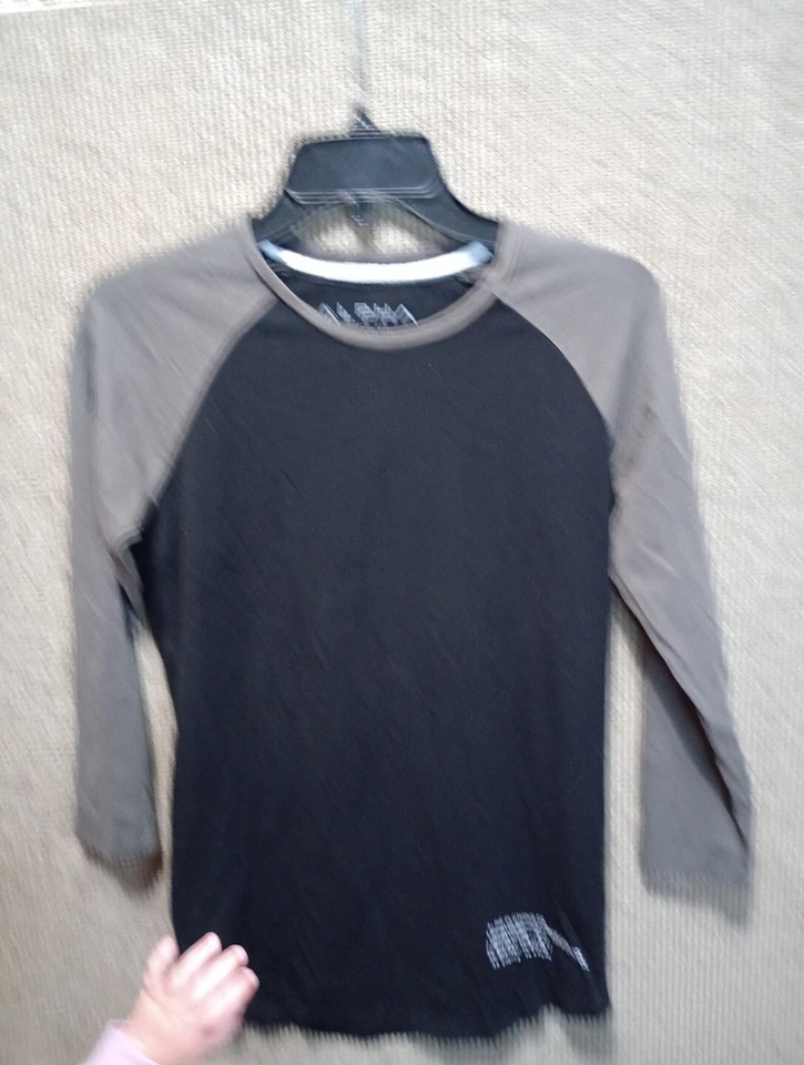 Mens alpha fitness baseball t. Size Small Grey/black - Image 3 of 4