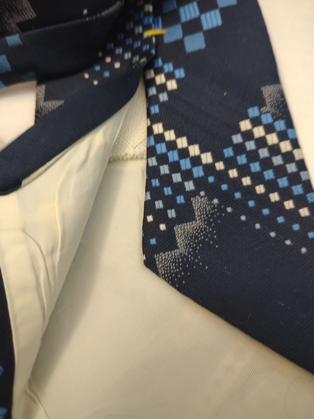 Johnny Carson Blue Geometric Polyester Necktie Vi… - image 6