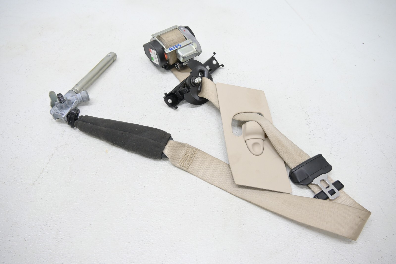 ⭐ 14-21 Maserati Ghibli Front Left Driverer Seat Belt Retractor Beige Oem
