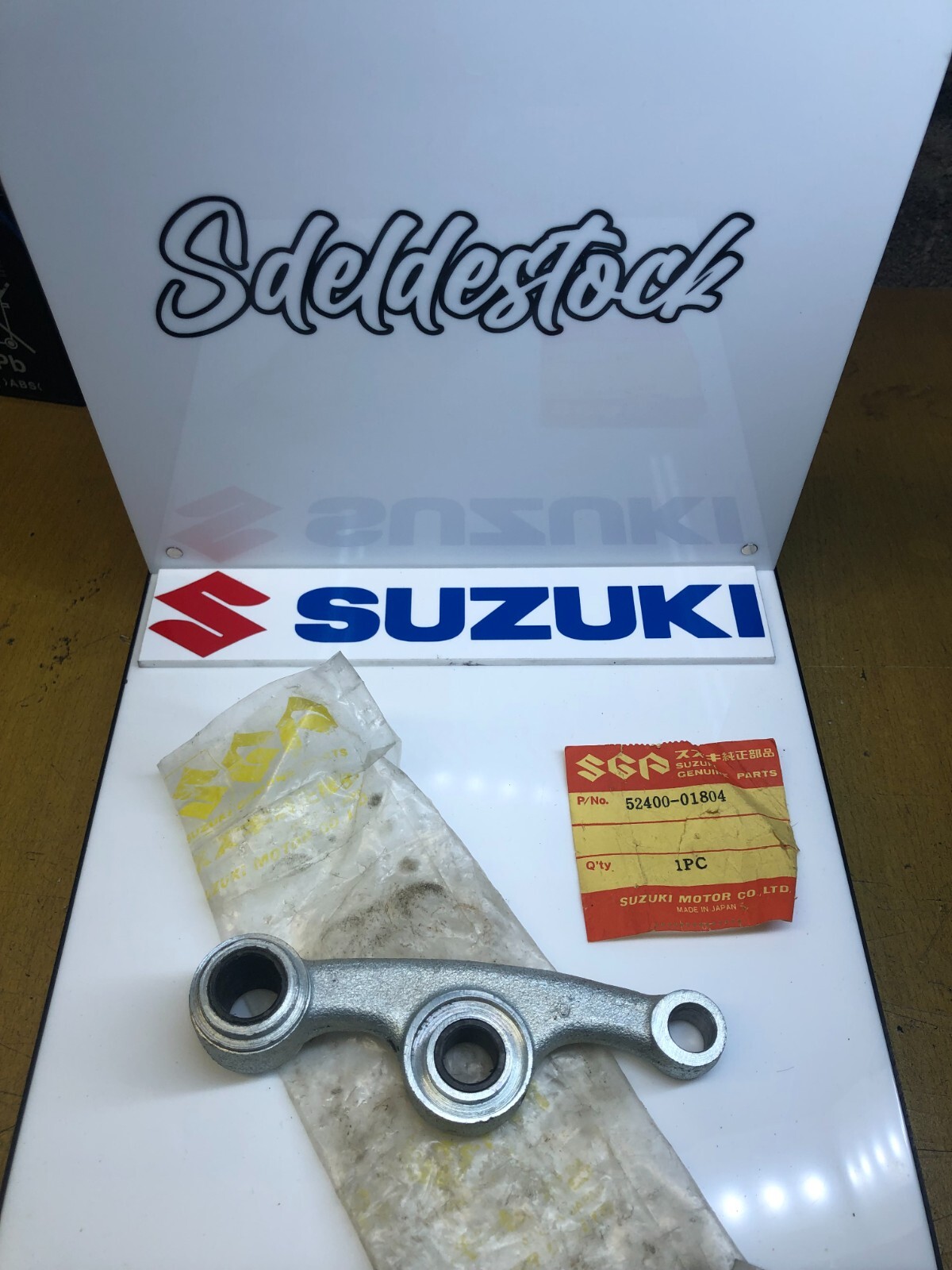 Bras suspension avant Suzuki 52400-01804 moto ancienne 50 M15 M12 M31 1968
