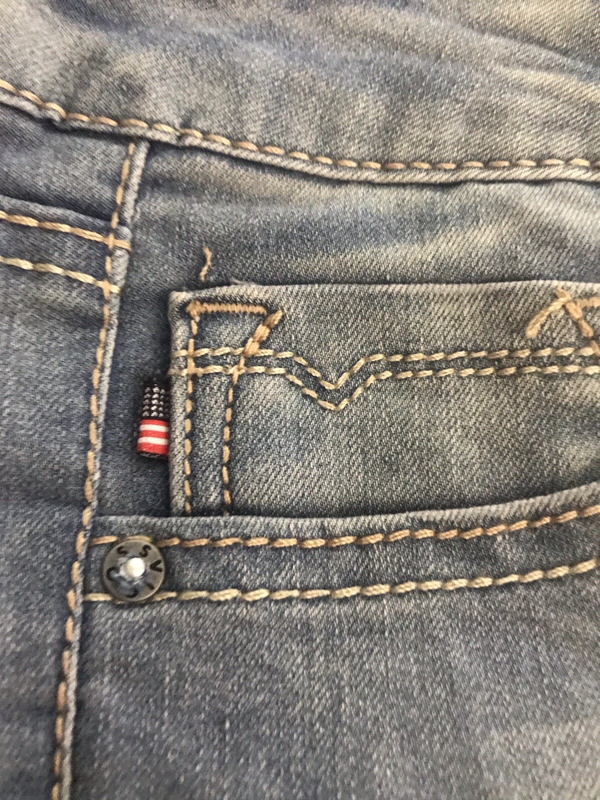 NWT Vigoss Girl's Stretch Floral Embroidered Blue Denim Jeans Sz 16 / 26x30 $36