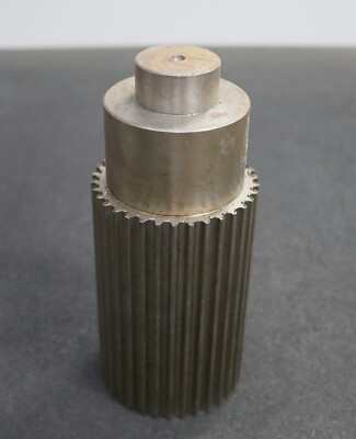 Steel Gear Shaft Toothed shaft S8M-34 Profile: S8M 34 Tooth GL Serrated 132mm