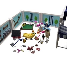 Roblox Adopt Me Pet Shop Celebrity Collection Play Set Animals Figures Cars