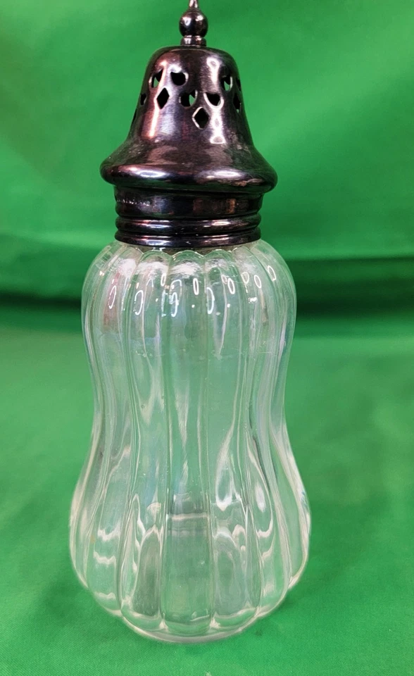 Vintage English Silverplate and Glass Sugar Shaker - Image 4 of 4