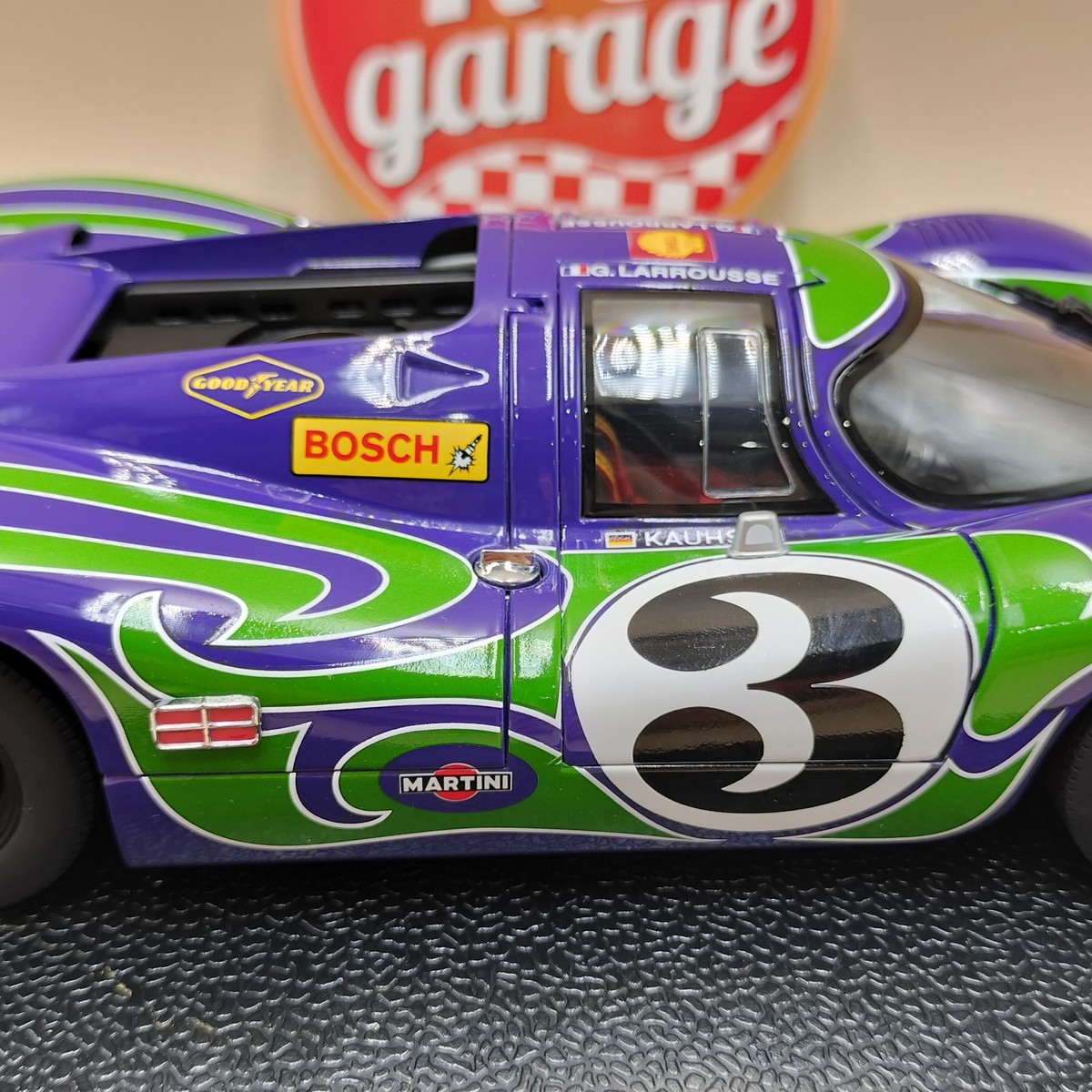 AUTOart 1/18 Porsche 917 Long tail 917 LH LeMans 1970 Larrousse #3