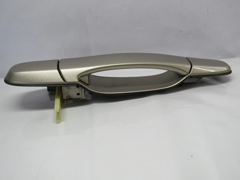 Manija de puerta exterior trasera derecha lado pasajero Lexus RX300 1999-2003 FABRICANTE DE EQUIPOS ORIGINALES Foto 2 de 4