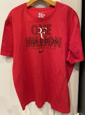 Nike RF Foundation Tシャツ 赤 Nike Roger Federer Foundation I Am Tomorrows Future Promo T-shirt