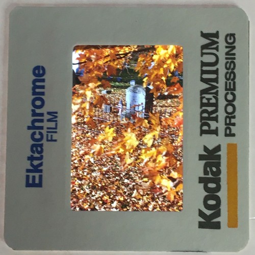 35mm Farbdia Kodak 1998 Vermont Fall Foliage #6 Grabstein Friedhof - Bild 3 von 3