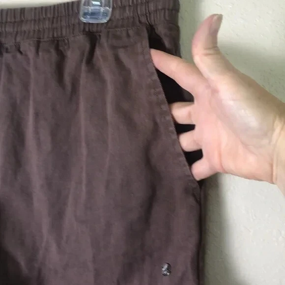 VOLCOM Women's Large Black Plum Strutin Stone Cotton Raw Hem Drawstring Shorts - Image 4 of 4