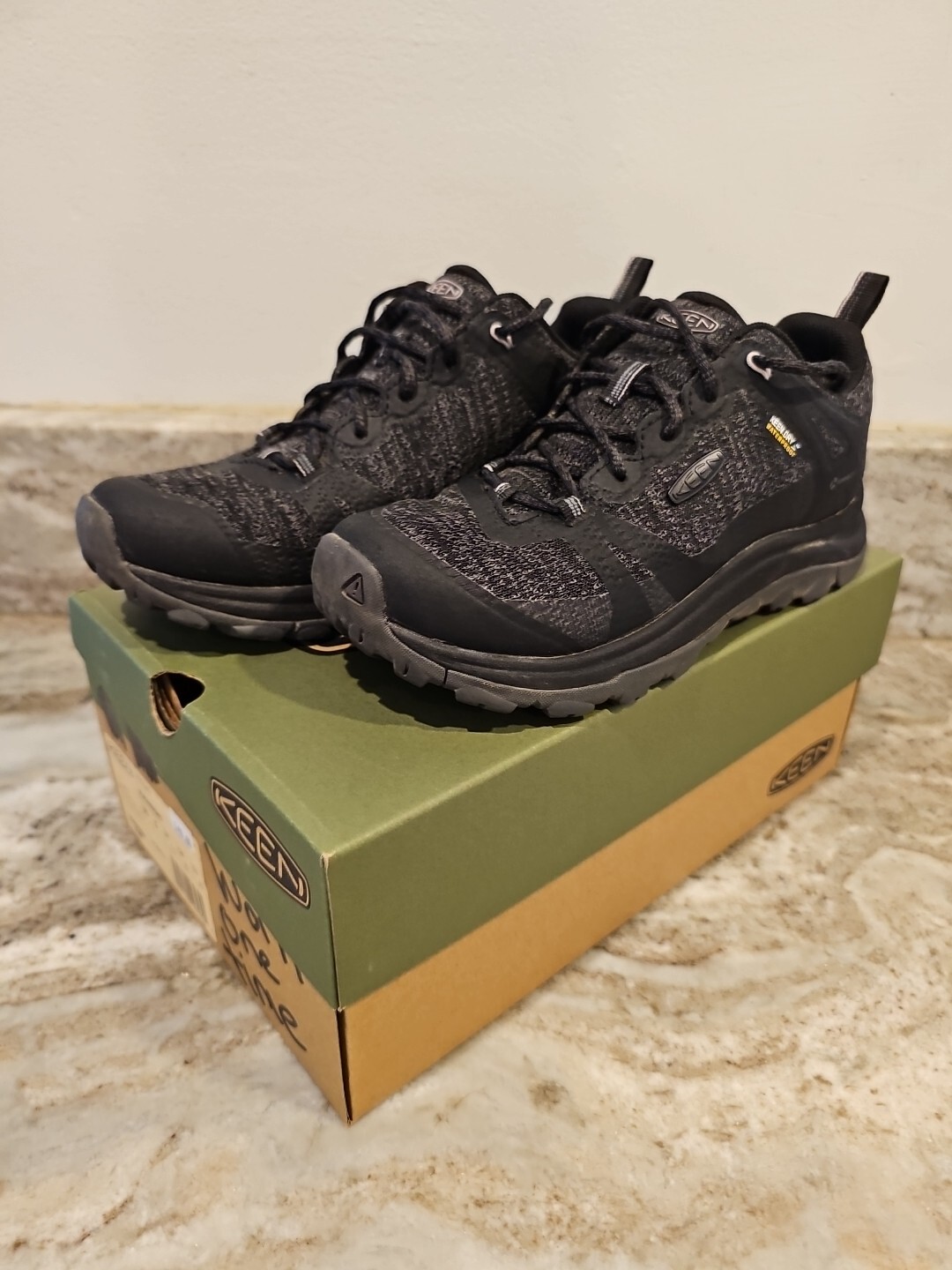 Scarpe da trekking Keen Dry Terradora II grigie donna taglia 5 indossate una volta scatola originale