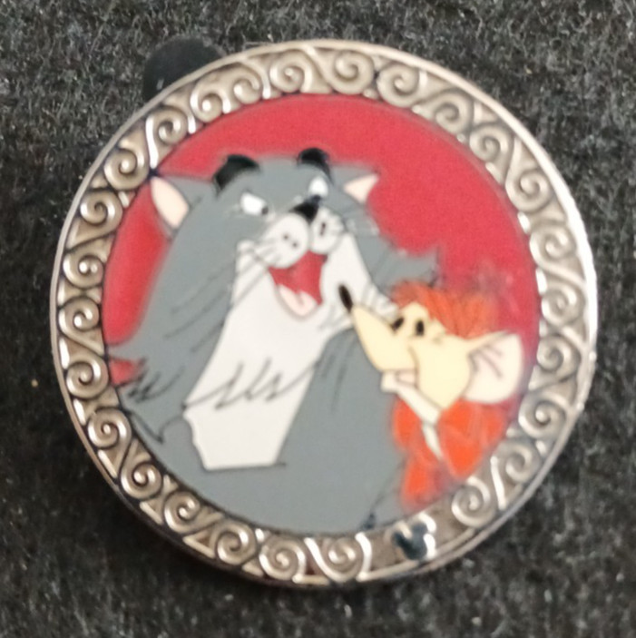DLR Roquefort and Billy Boss The Aristocats Hidden Mickey 2010 Pin~# 74662~EUC!