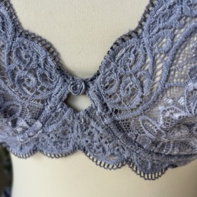 Triumph amourette 300   wired Lace bra  Lingerie 34B + uk 10 BNWT