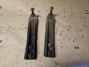 92-97 Ford F450 F-Superduty Front Upper Shock Tower Mounts OE F2Ta-18035-Aa 2wd