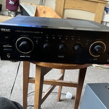 TEAC A-R 600 Integrated Stereo Amplifier Phono,CD,AUX,MD, Tuner + Subwofer outLR