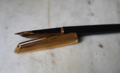 Stylo Plume Waterman Godrons – Plume En Or 18 Carats, Or Plaqué, Occasion De Caractère