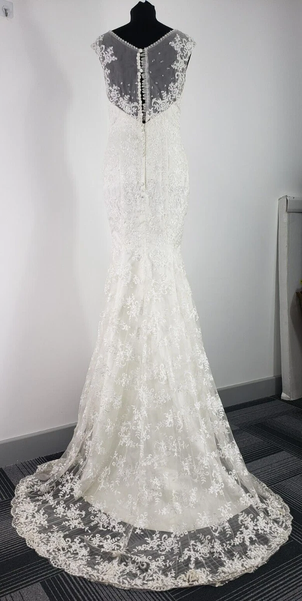 Queen size store wedding dresses