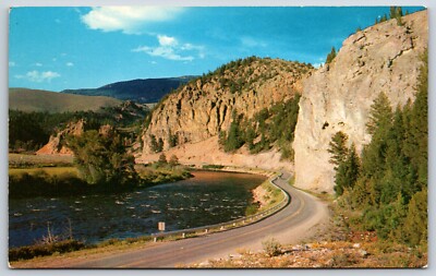 Postcard Scene Along The Big Hole River Between Divide & Wise River, MT Unposted