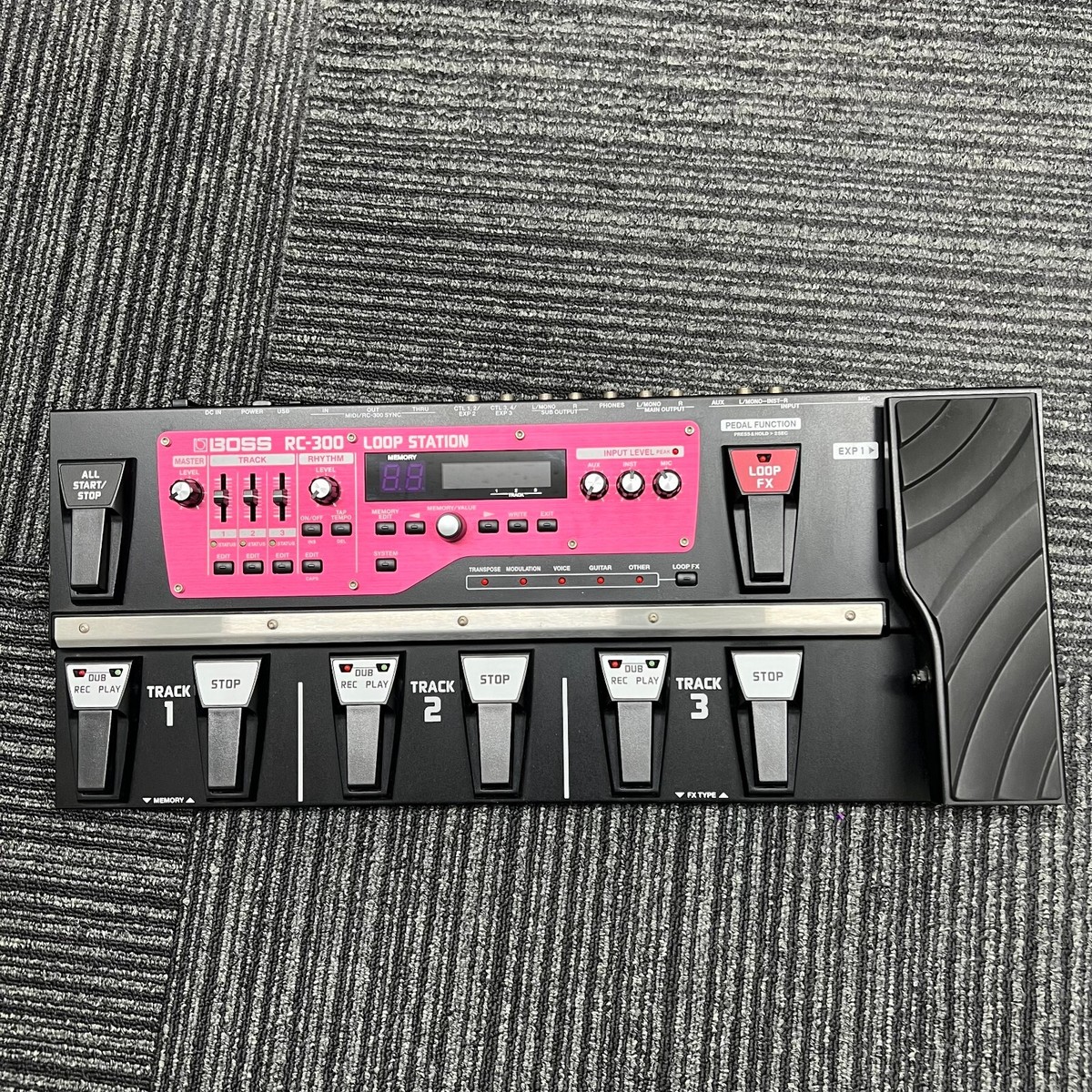 RC-300 Loop Station: Ultimate Looping Effects Processor RC-300 Loop Station: Ultimate Looping Effects Processor