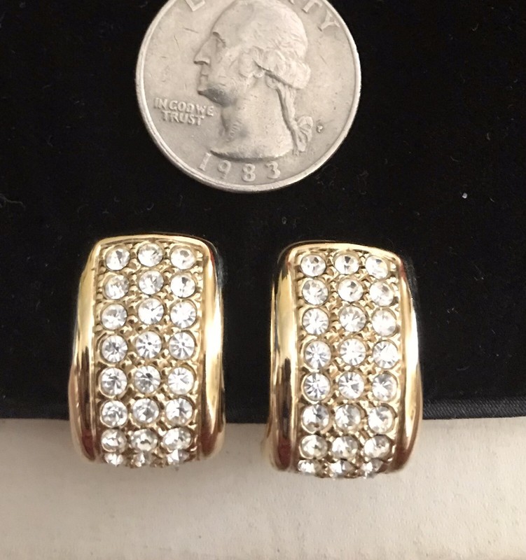 Elegant Vintage/Estate Rhinestone/Crystal Clip On Earrings Gold Tone