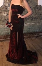 Sherri Hill Stunning Red Black Iridescent Shimmer Evening Gown Prom Dress 10