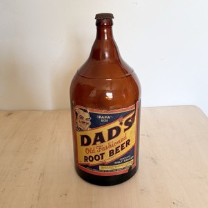 Dad's Root Beer "Papa" Amber Bottle Half Gallon Paper Label With Cap Peoria IL