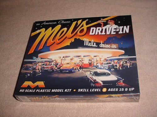 Moebius Model`s Mel'S Drive-In Model Kit #935 (NISB) HO ga.