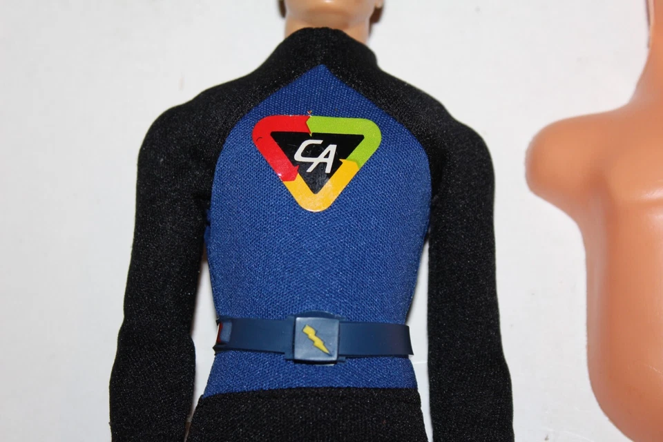 Figura Ideal de Acción Capitán Ideal 1966 de Colección con Traje Espada Sombrero Pistola Cinturón Maniquí Torso Foto 3 de 4