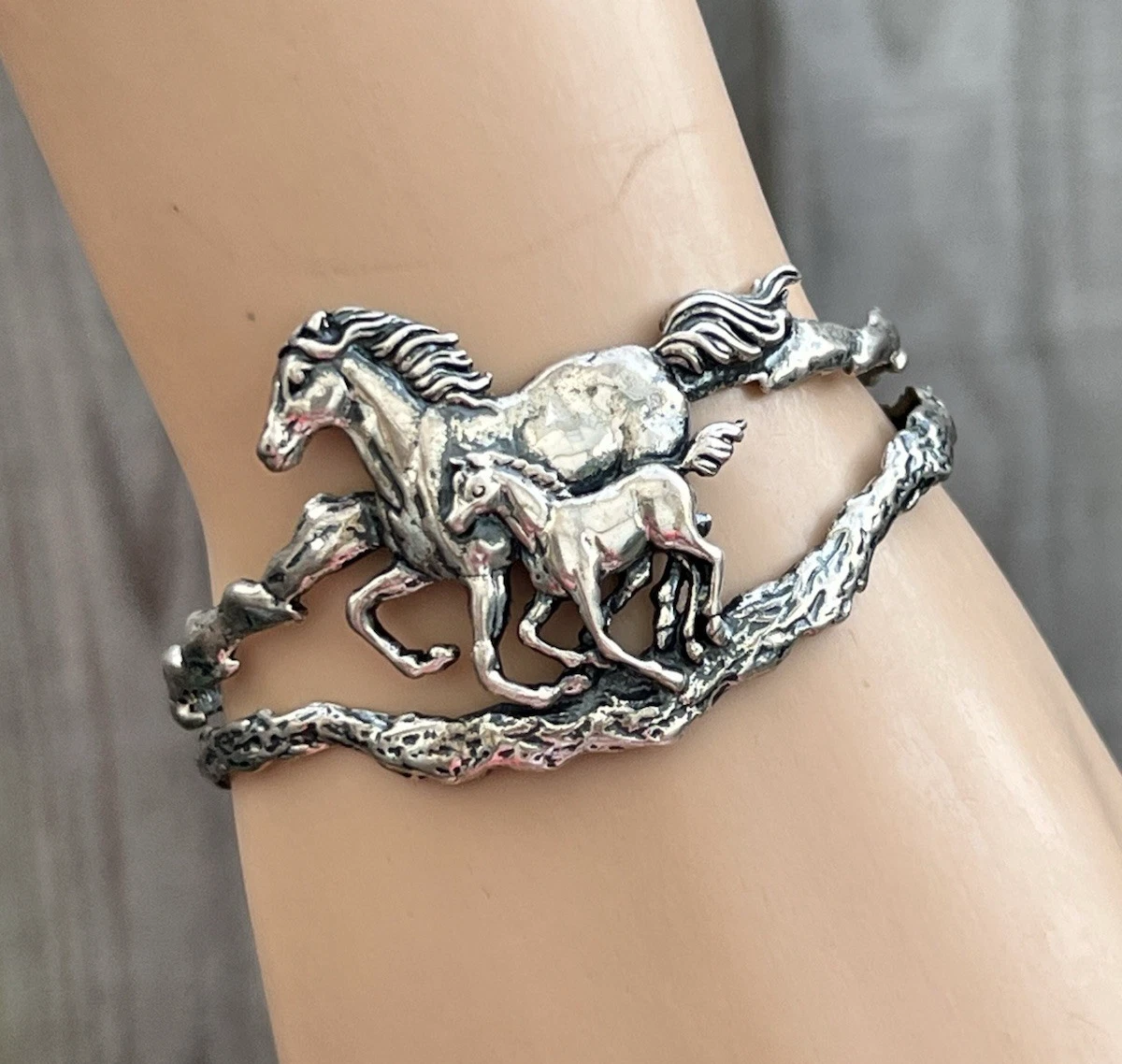 アクセサリー vintage Silver Horse Cuff Bracelet Art Deco Vintage Silver Horse Bracelet Cuff BR444 | Sweet Romance