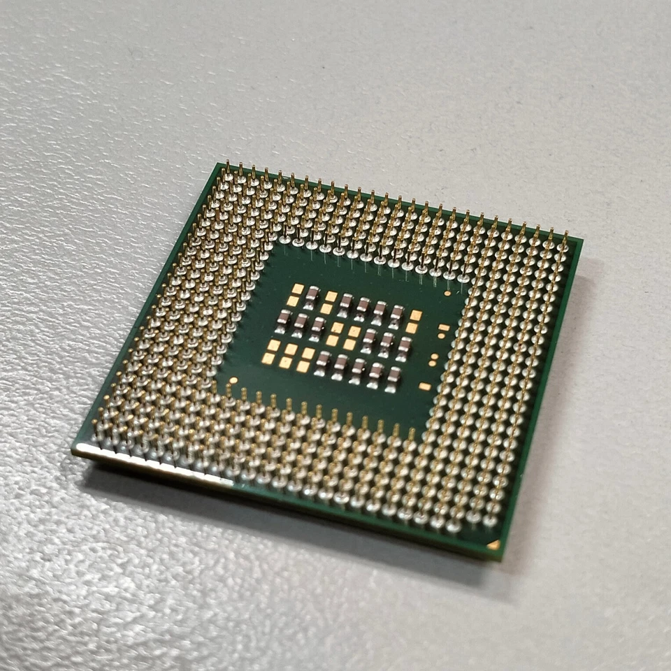 Intel Celeron Processor 128KB Cache 2.4 GHz 400 MHz FSB CPU PGA478 SL6W4 - Image 4 of 4