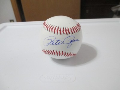 All Time Great Pete Rose Cincinnati Reds  Autographed Baseball With COA