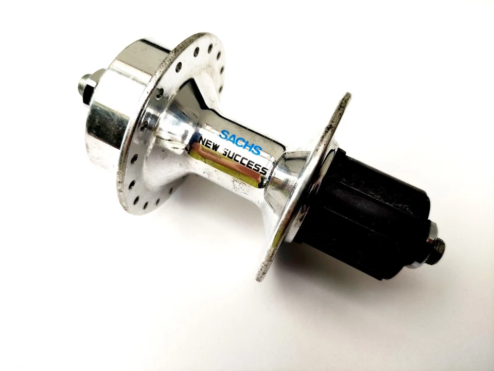 Nuevo de Lote Antiguo Raro Sachs NUEVO ÉXITO Buje Trasero 6 Pernos DISCO 7 velocidades Shimano 36h Foto 2 de 4